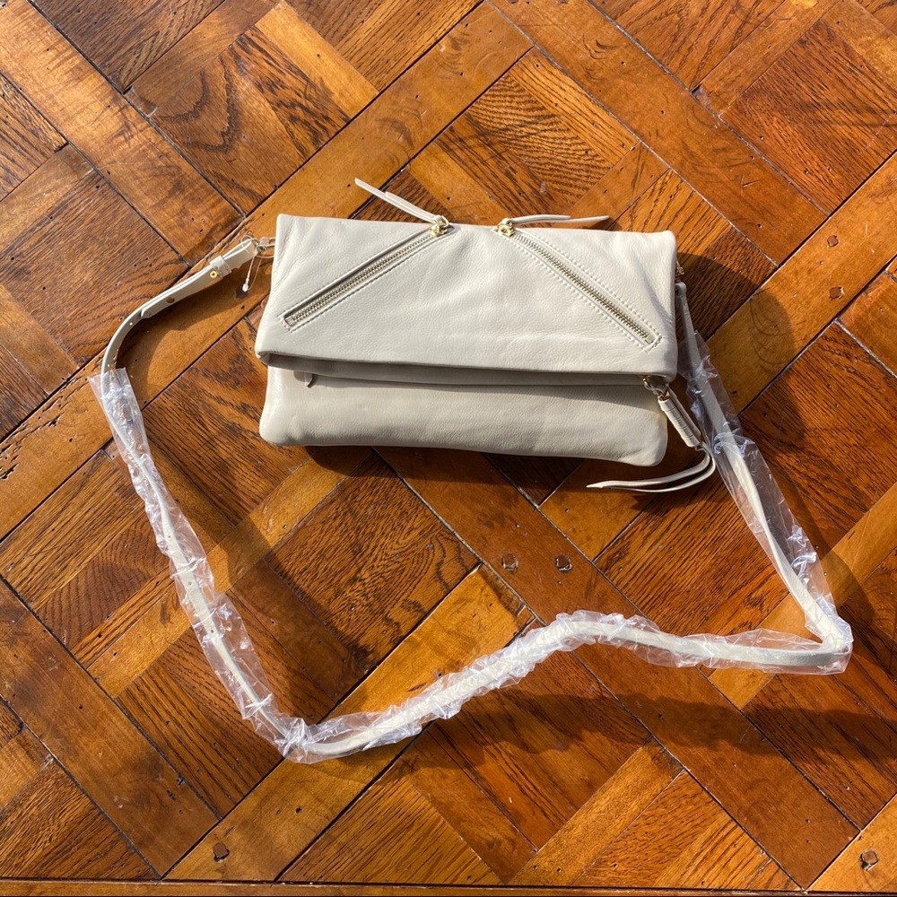 Covet by Stella and Dot envelope purse, super cute